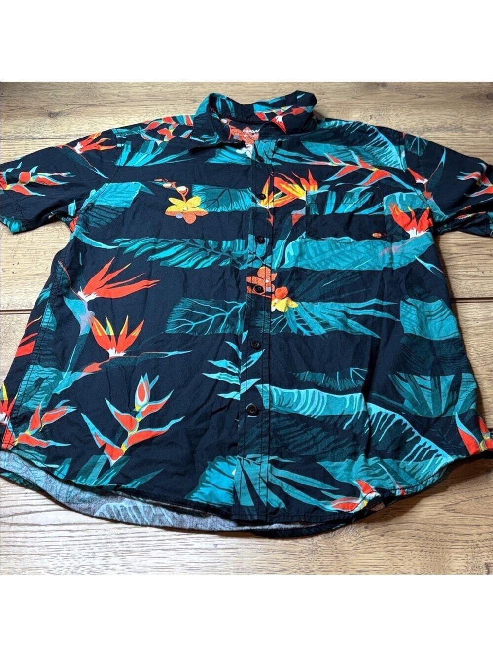 Men’s Tony Hawk Multicolor Floral Shirt Size Large